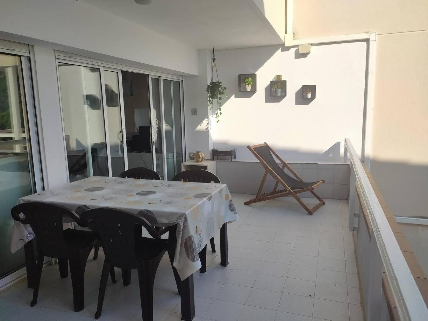 Appartement Xalana Con Terraza Y Magnificas Vistas Al Mar à Gérone Extérieur photo